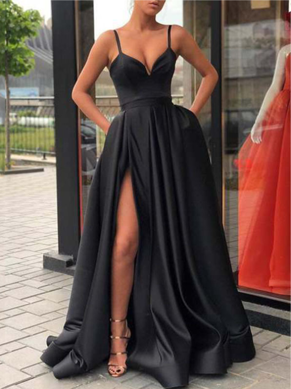 <tc>Maxi φορεμα NERIDA μαύρο</tc>