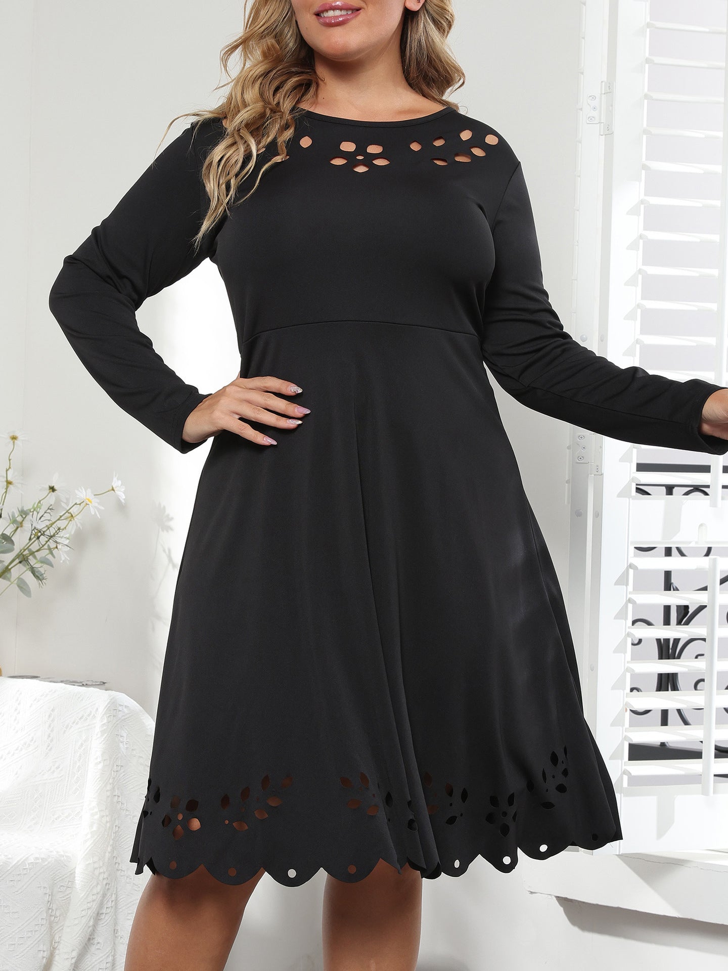 <tc>Mini φορεμα plus size MALINI μαύρο</tc>